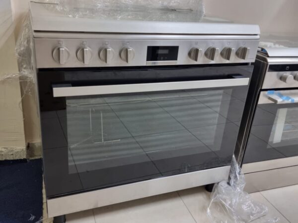Bosch Freestanding 5-Burner Gas Cooker - Semi New - Image 2
