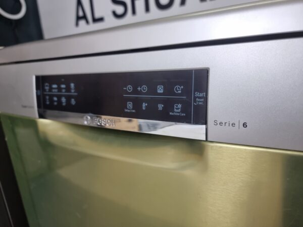 Bosch Serie 6 Dishwasher, Silver Inox, Made in Germany- SMS6ECI38M // one moth used with warranty - Image 6